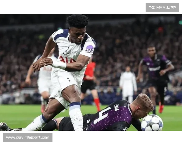 托特纳姆热刺3-0轻取布拉格斯拉维亚，两粒点球锁定胜局